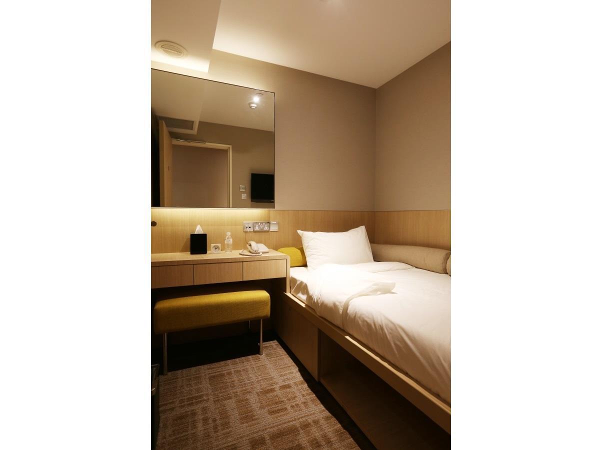 Khách sạn The Haven By Jetquay - Located In Public Arrival Hall Of Changi Airport 3*