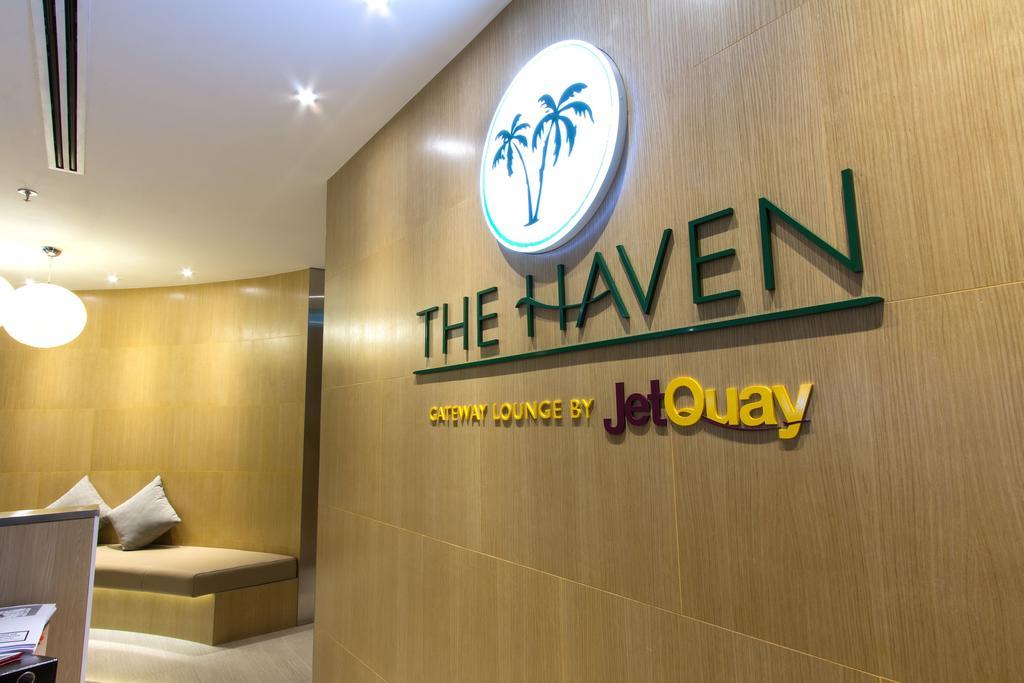 The Haven By Jetquay - Located In Public Arrival Hall Of Changi Airport Khách sạn 3*