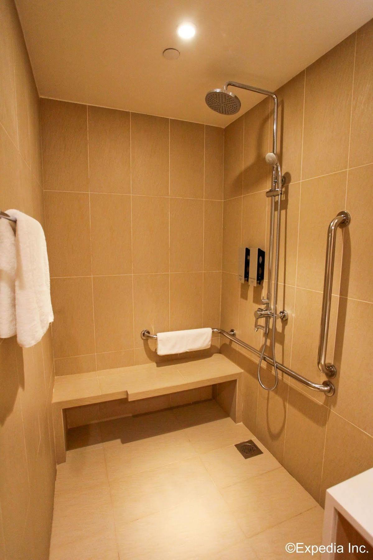 Khách sạn The Haven By Jetquay - Located In Public Arrival Hall Of Changi Airport
