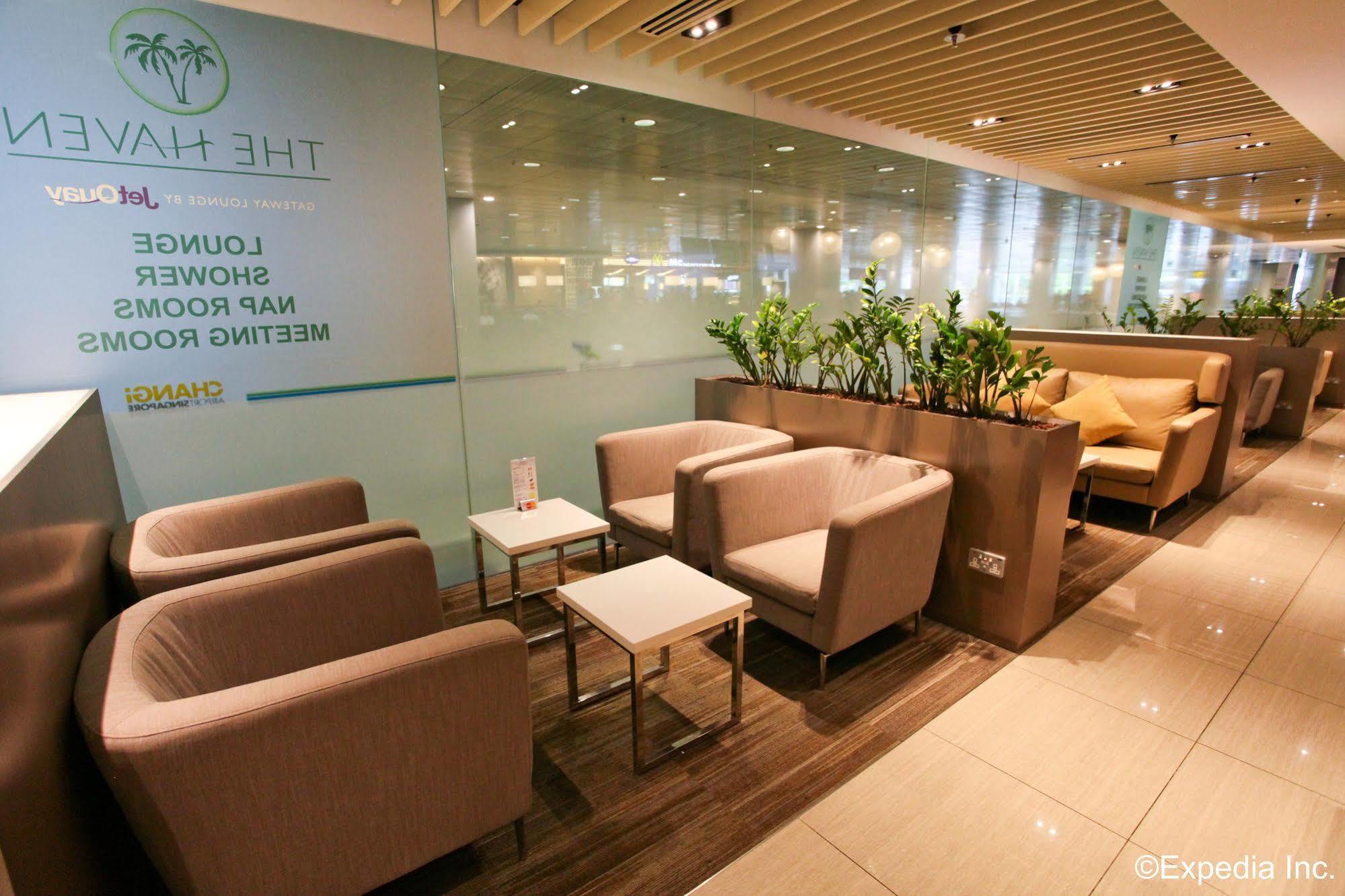 Khách sạn The Haven By Jetquay - Located In Public Arrival Hall Of Changi Airport
