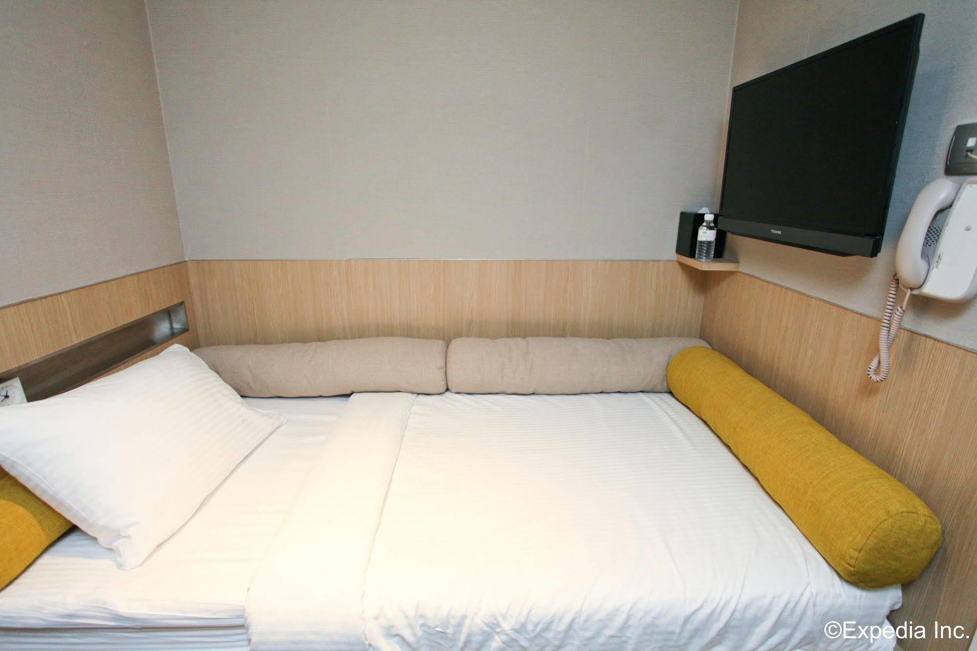 Khách sạn The Haven By Jetquay - Located In Public Arrival Hall Of Changi Airport