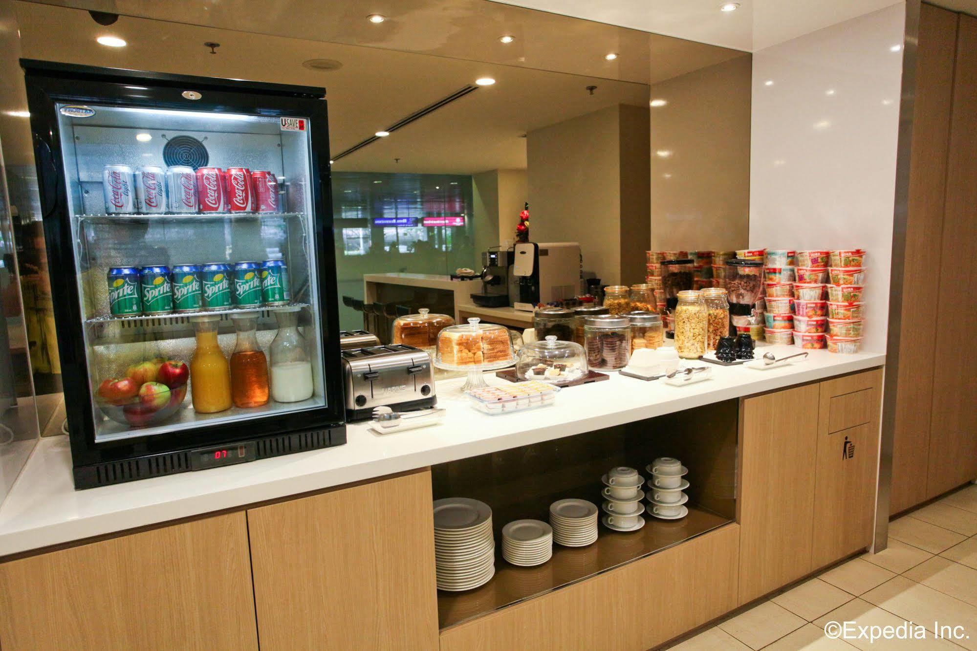 The Haven By Jetquay - Located In Public Arrival Hall Of Changi Airport Khách sạn